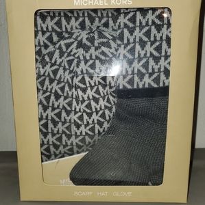Michael kors 3pc scarf glove and beanie set